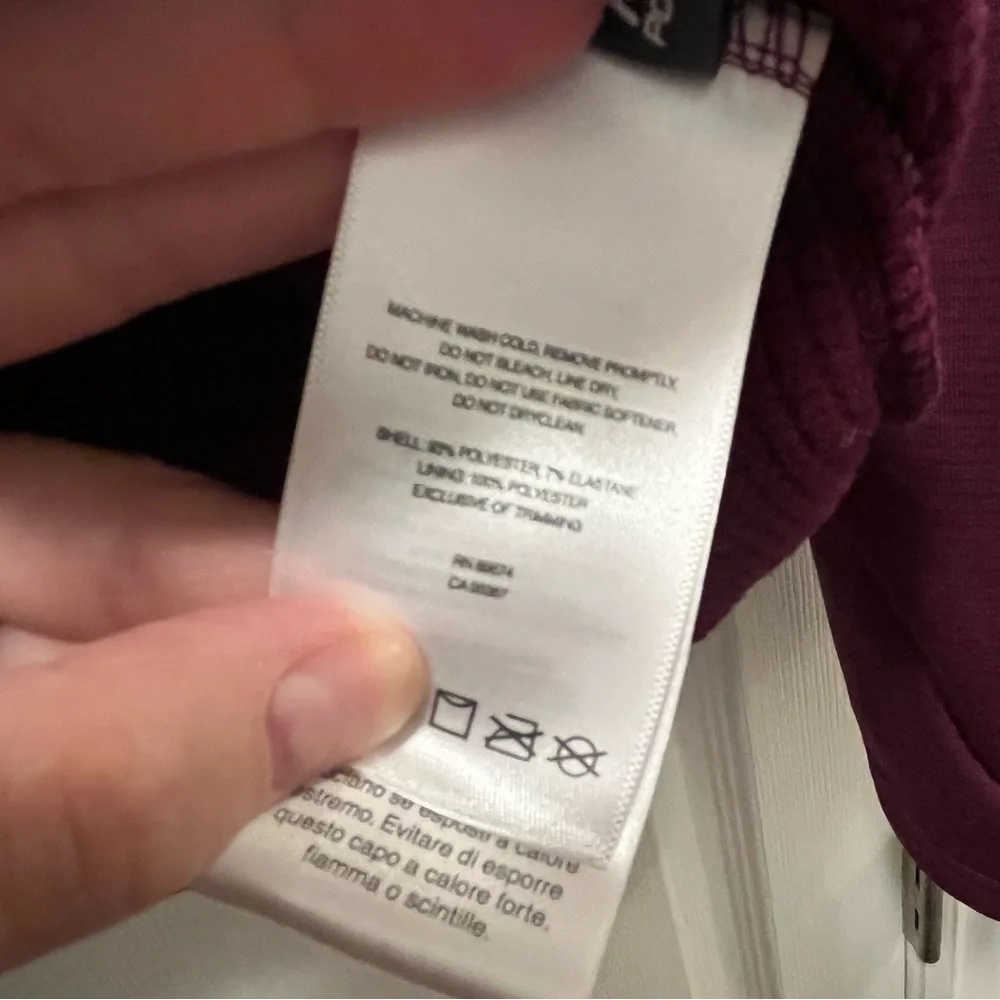 Mountain Hardware light fleece jacket - Picture 5 of 5